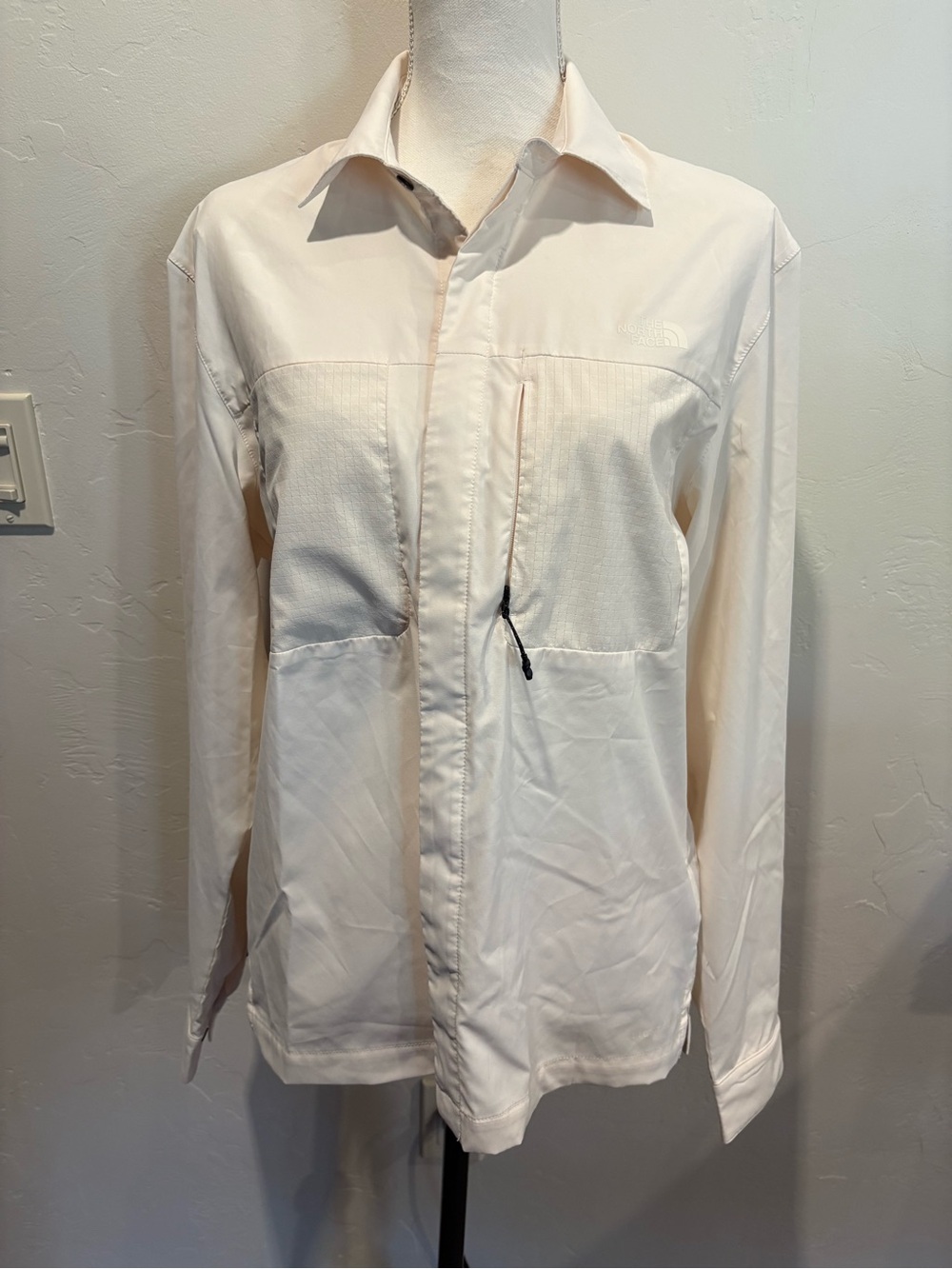 The North Face Lightweight Cream Shirt Jacket